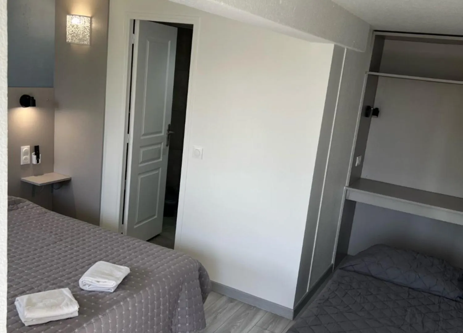 Fasthotel Roissy - Saint-Witz 2*,  France