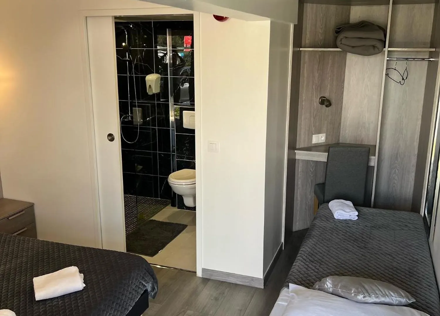 Fasthotel Roissy - Saint-Witz Hotel
