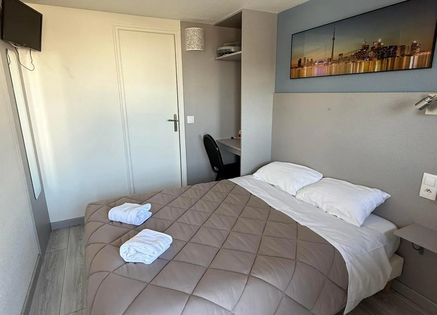 Hotel Fasthotel Roissy - Saint-Witz